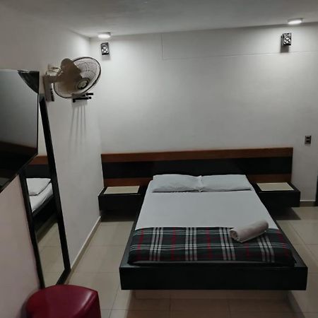 Hotel Country Medellín Dış mekan fotoğraf