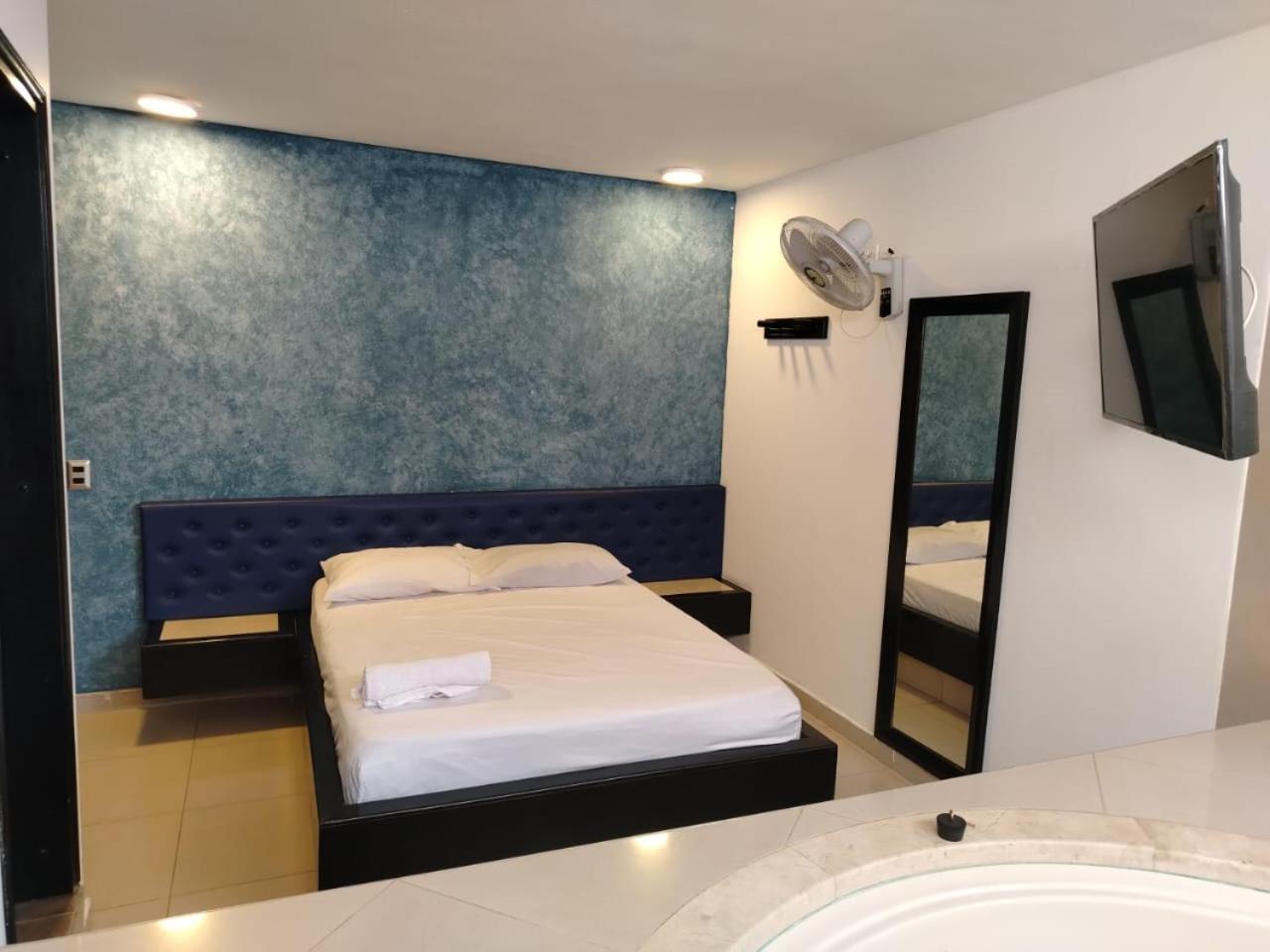 Hotel Country Medellín Dış mekan fotoğraf