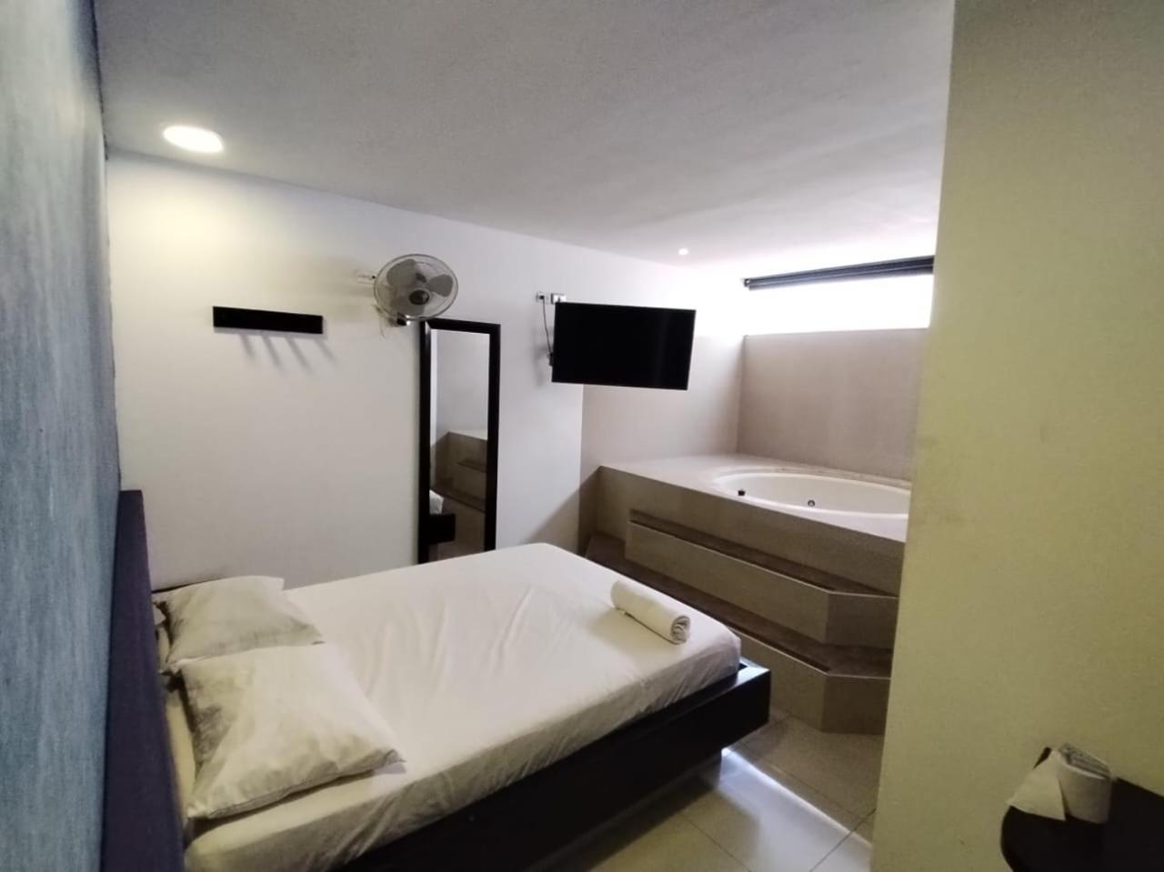 Hotel Country Medellín Dış mekan fotoğraf